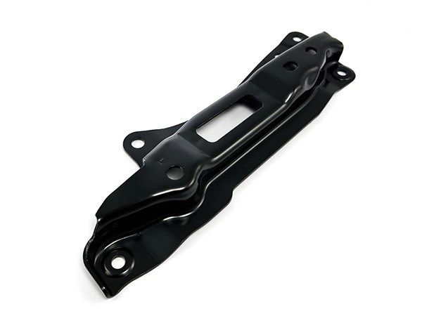 Кронштейн багажной площадки левой полки 9AWV-140001-8001