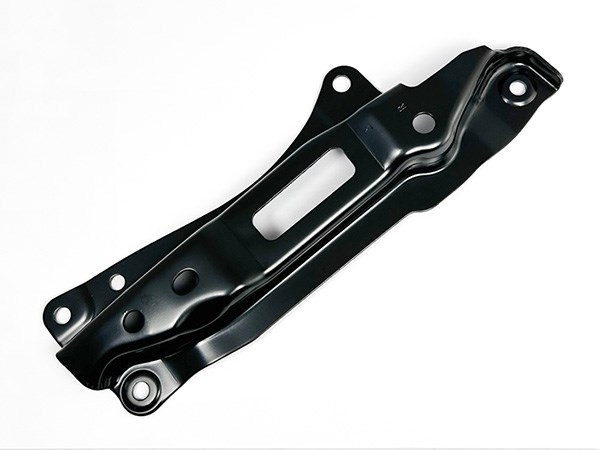 Кронштейн багажной площадки правой полки 9AWV-140002-8001