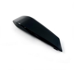 Декоративная пластина правой защиты рук (Черный/ZIRCON BLACK) 9AWV-102204-8001-0D000